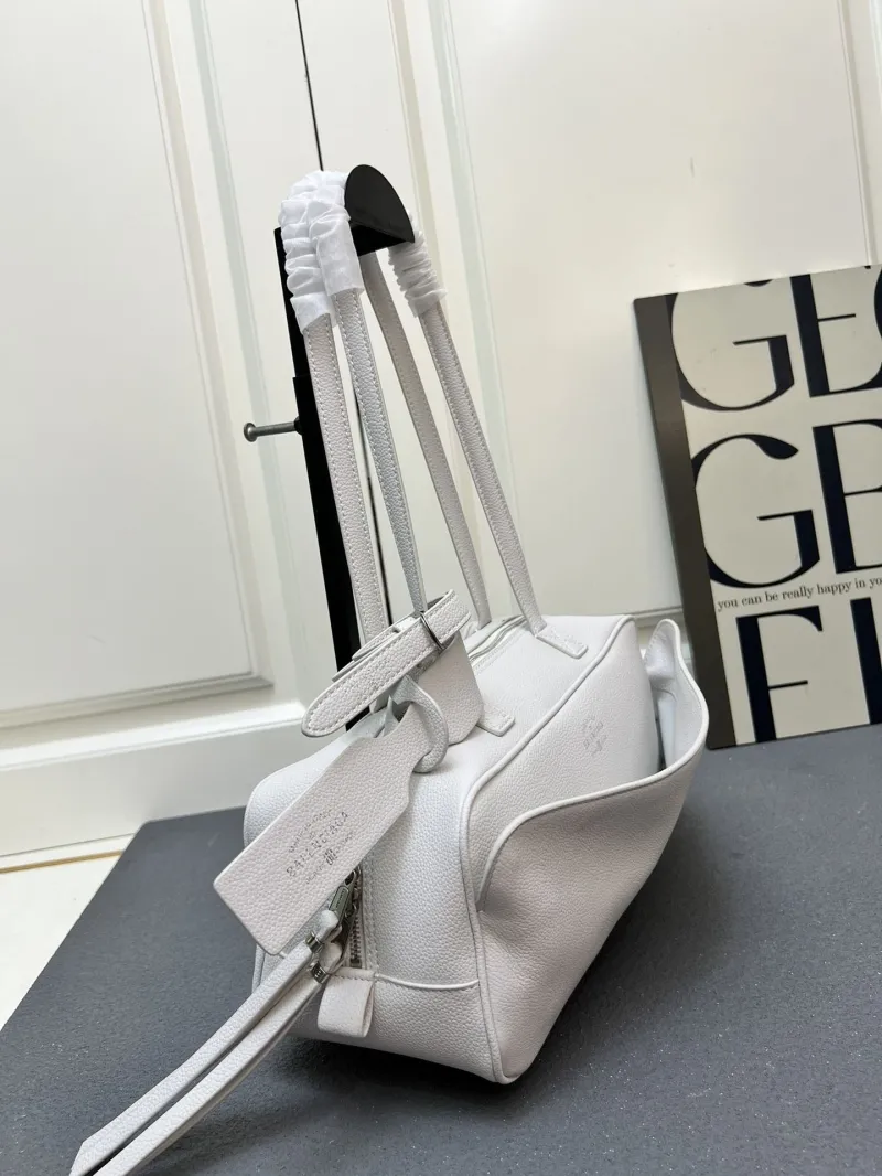 Balenciaga White Top Handle Bag H06188 - Image 3