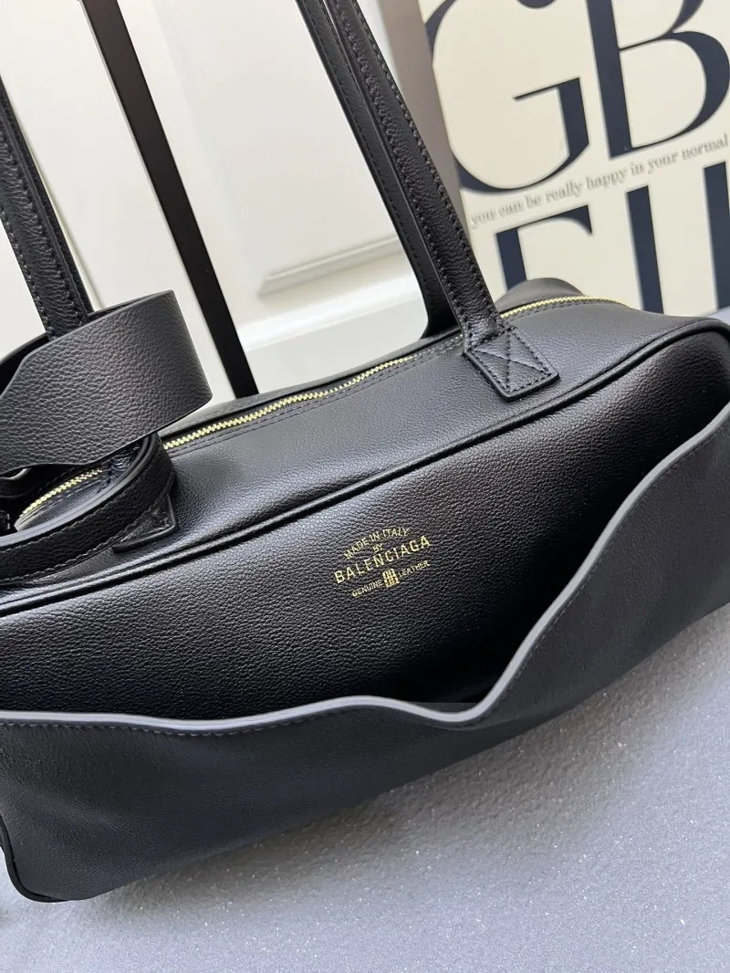 Balenciaga Black Leather Top Handle Bag H06188 - Image 5