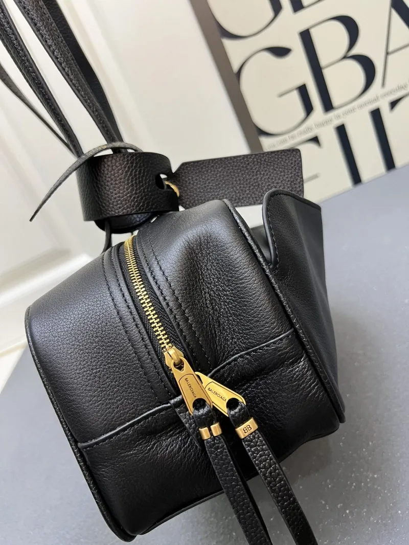 Balenciaga Black Top Handle Bag 202 - Image 5