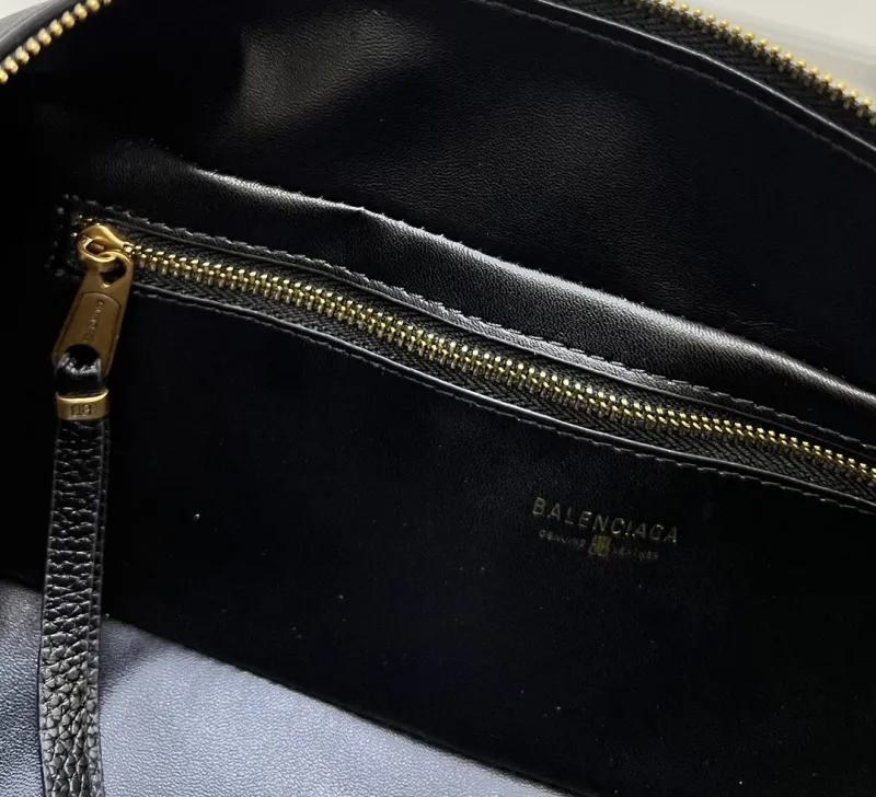 Balenciaga Black Top Handle Bag 202 - Image 9
