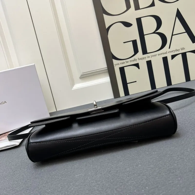 Balenciaga Black Top Handle Bag H08896 - Image 7