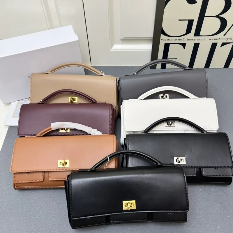 Balenciaga Top Handle Bag H08896