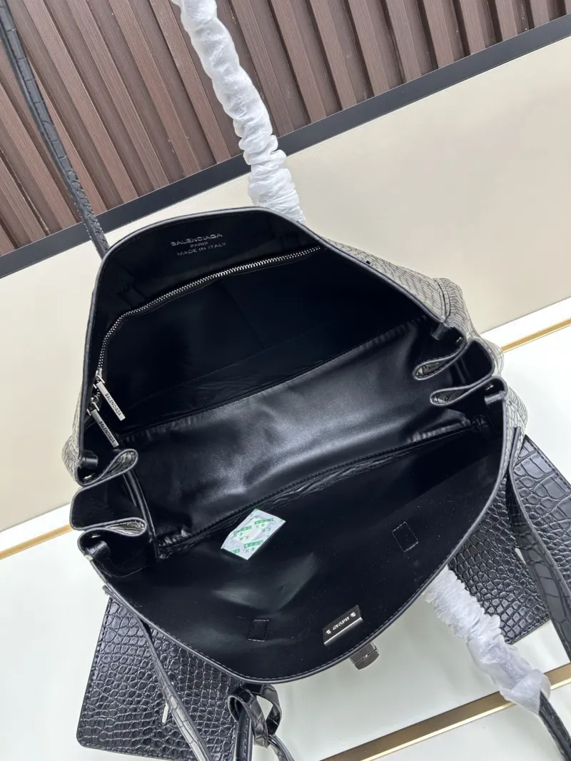 Balenciaga Black Crocodile Embossed Top Handle Bag 8050 - Image 7