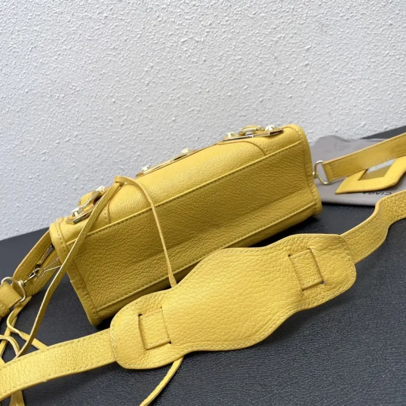 Balenciaga Small Yellow Top Handle Bag - Image 7
