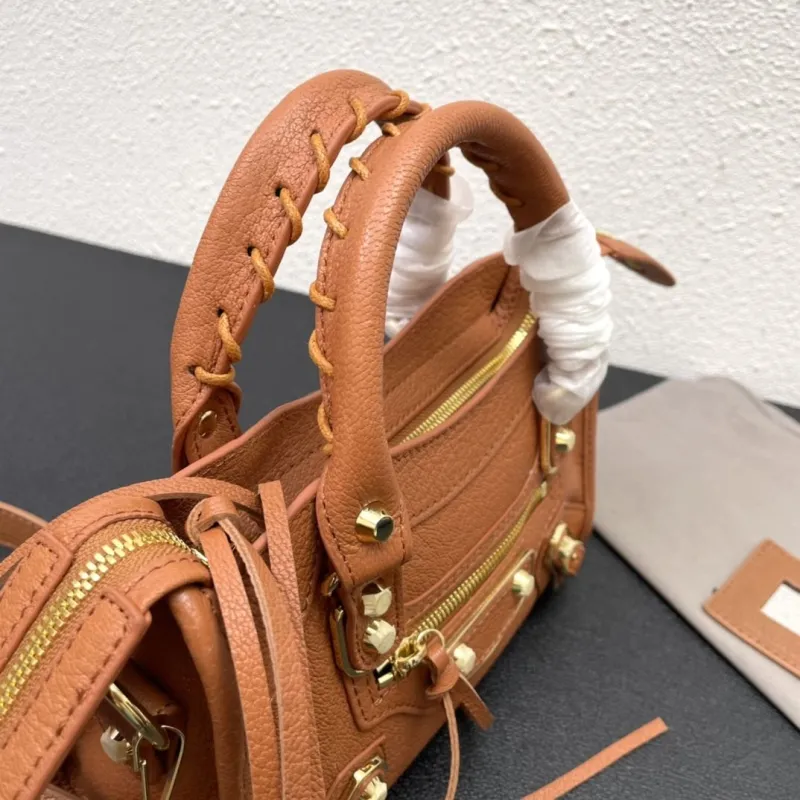 Balenciaga Small 24cm Brown Top Handle Bag - Image 5