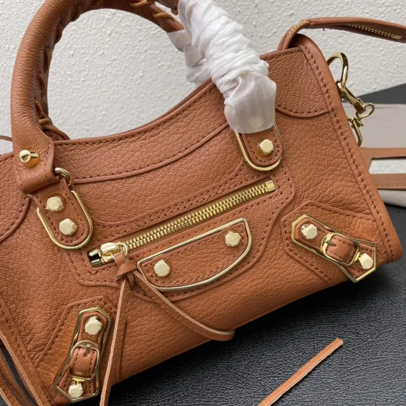 Balenciaga Small 24cm Brown Top Handle Bag - Image 6
