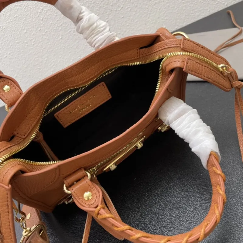 Balenciaga Small 24cm Brown Top Handle Bag - Image 8
