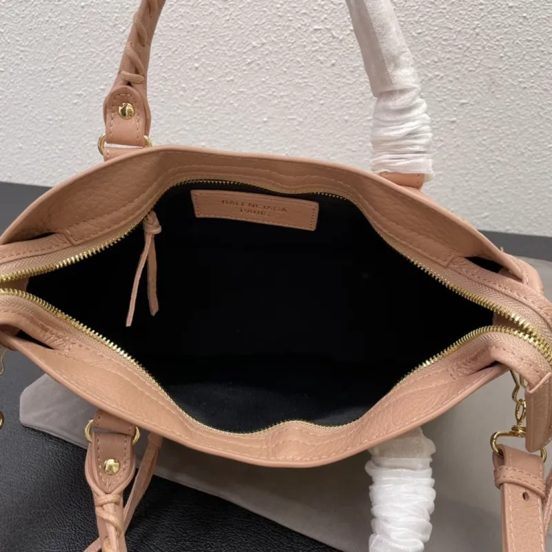 Balenciaga Medium 28cm Nude Pink Top Handle Bag 271 - Image 8