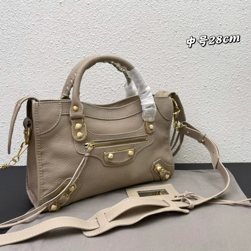 Balenciaga Medium Beige Top Handle Leather Bag - Image 3