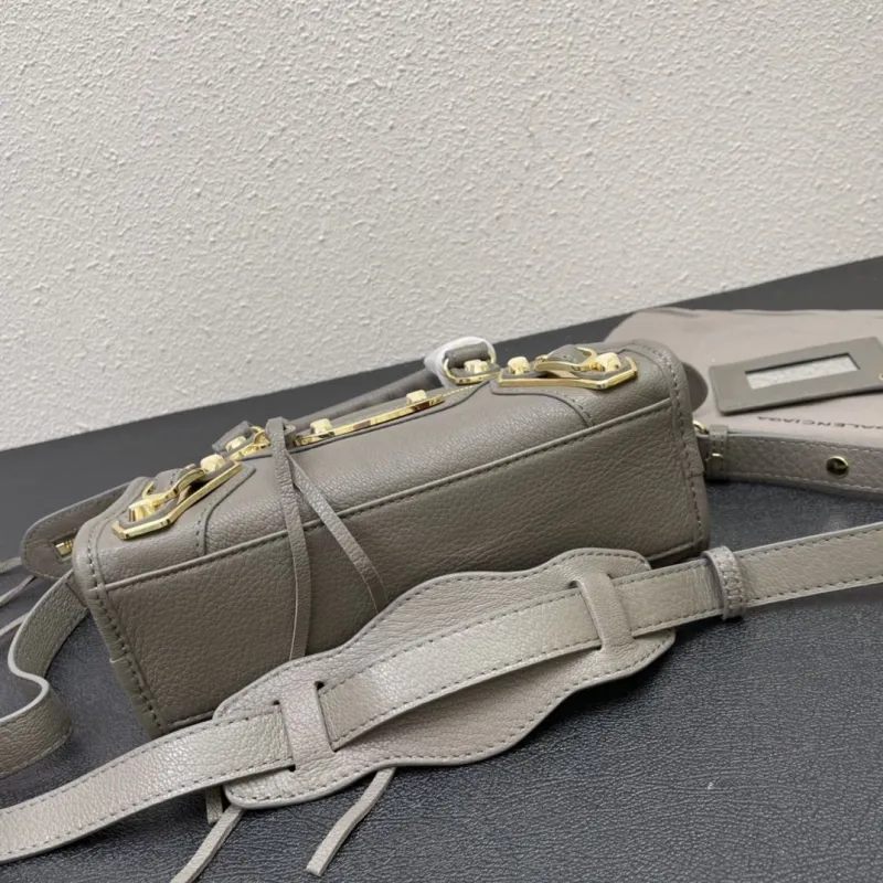 Balenciaga Medium Gray Top Handle Bag - Image 7
