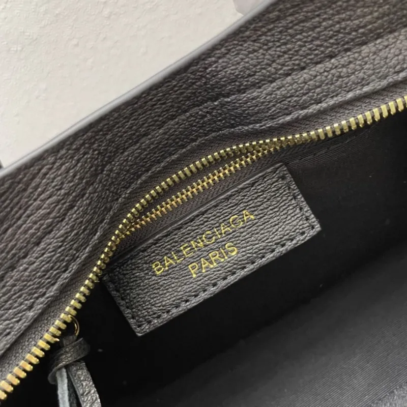 Balenciaga Black Medium Top Handle Bag 287 - Image 9