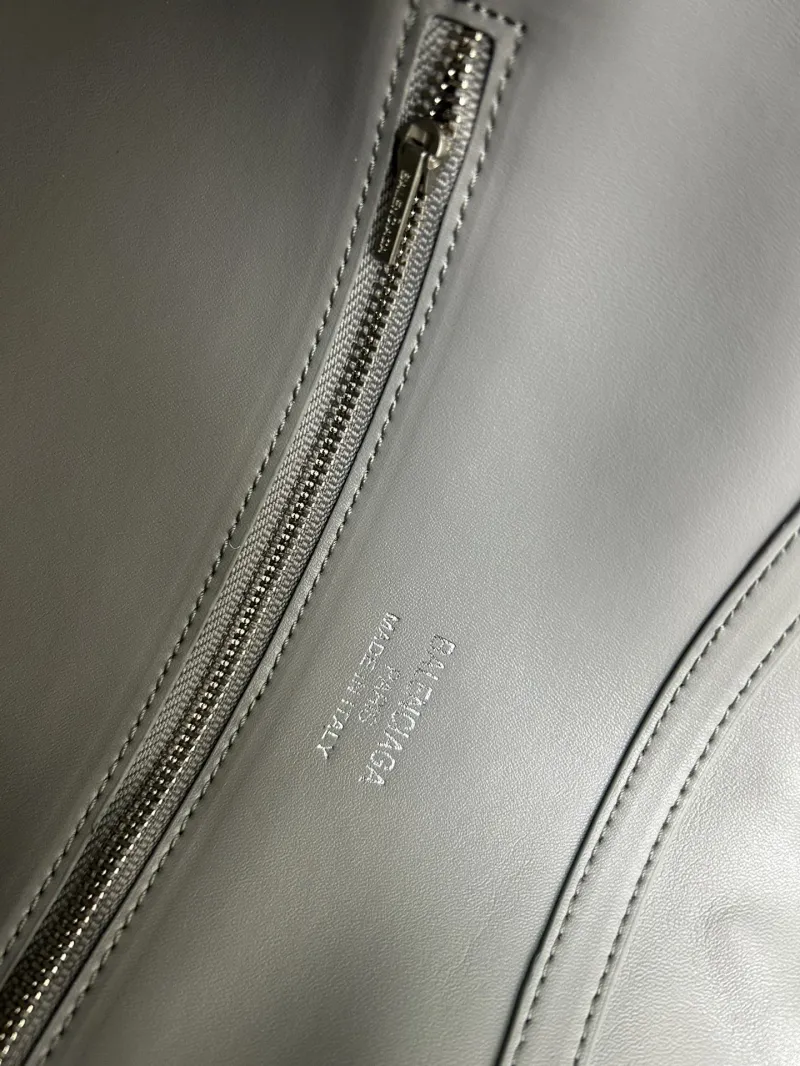 Balenciaga Gray Top Handle Bag 9027 - Image 9