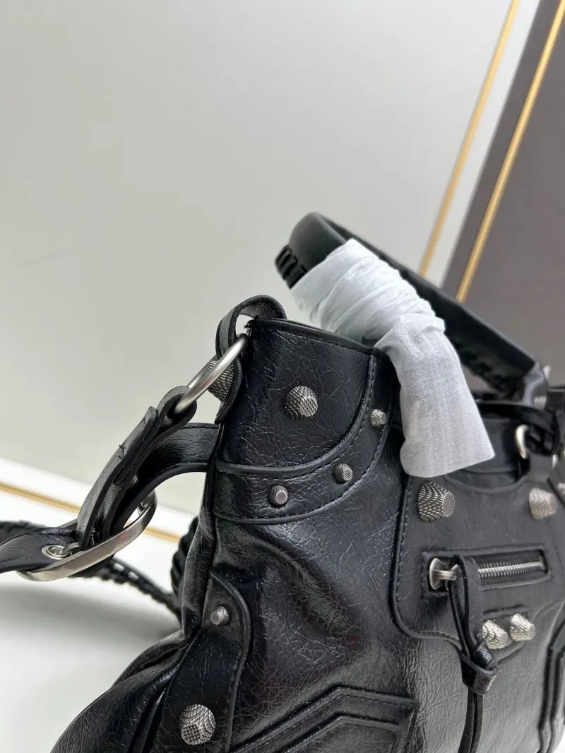 Balenciaga Black Top Handle Shoulder Bag 6028 - Image 6