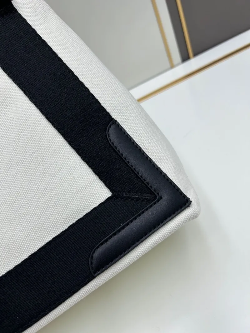 Balenciaga White Black Canvas Tote Bag 6034 - Image 6