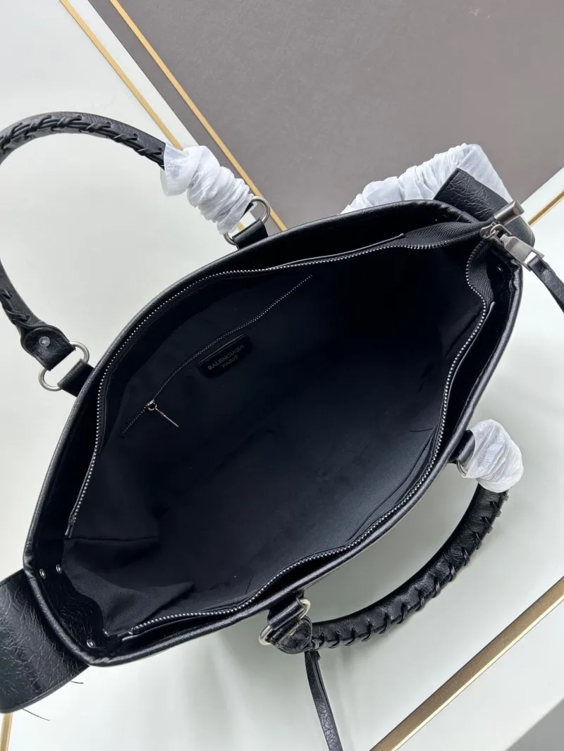 Balenciaga Black Top Handle Bag 6861 - Image 7