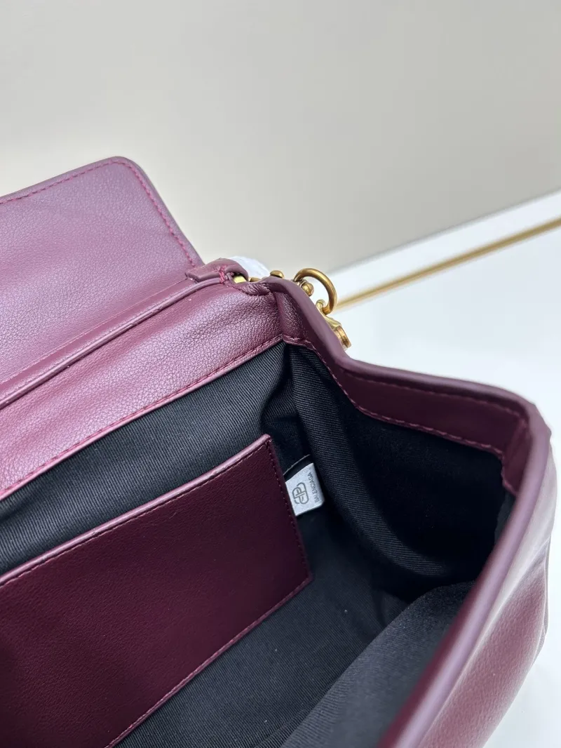 Balenciaga Burgundy Chain Shoulder Bag 6004 - Image 8