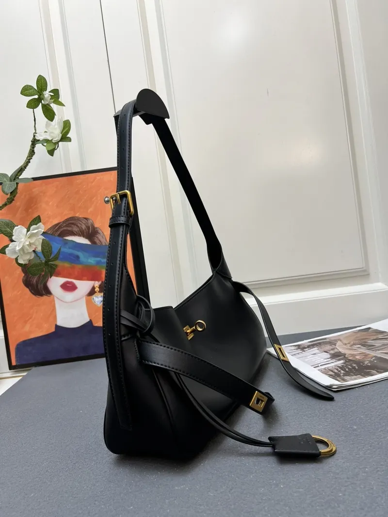 Balenciaga Black Leather Top Handle Bag 395 - Image 4