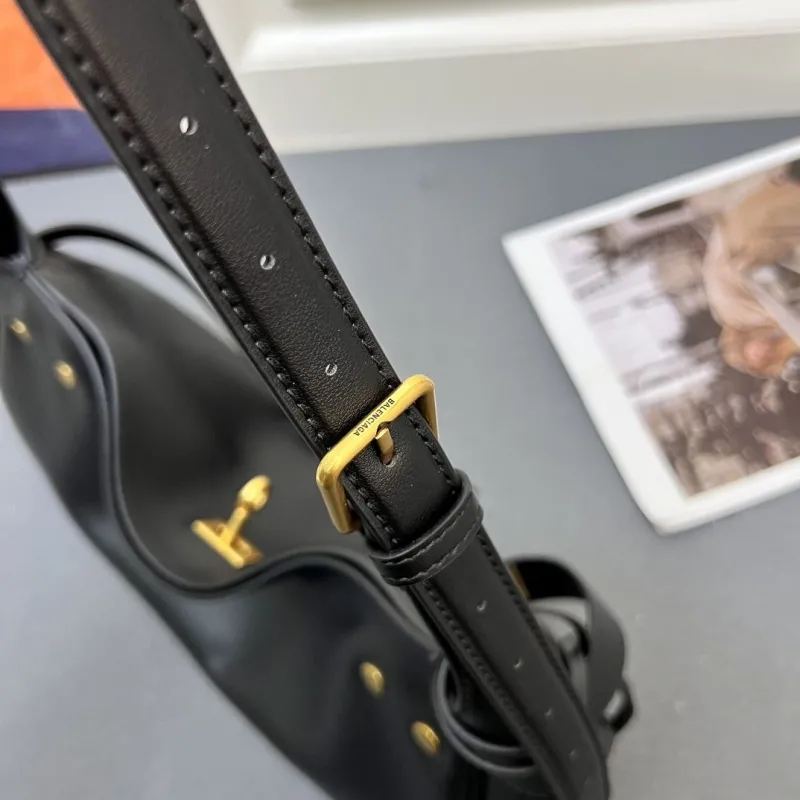 Balenciaga Black Leather Top Handle Bag 395 - Image 7