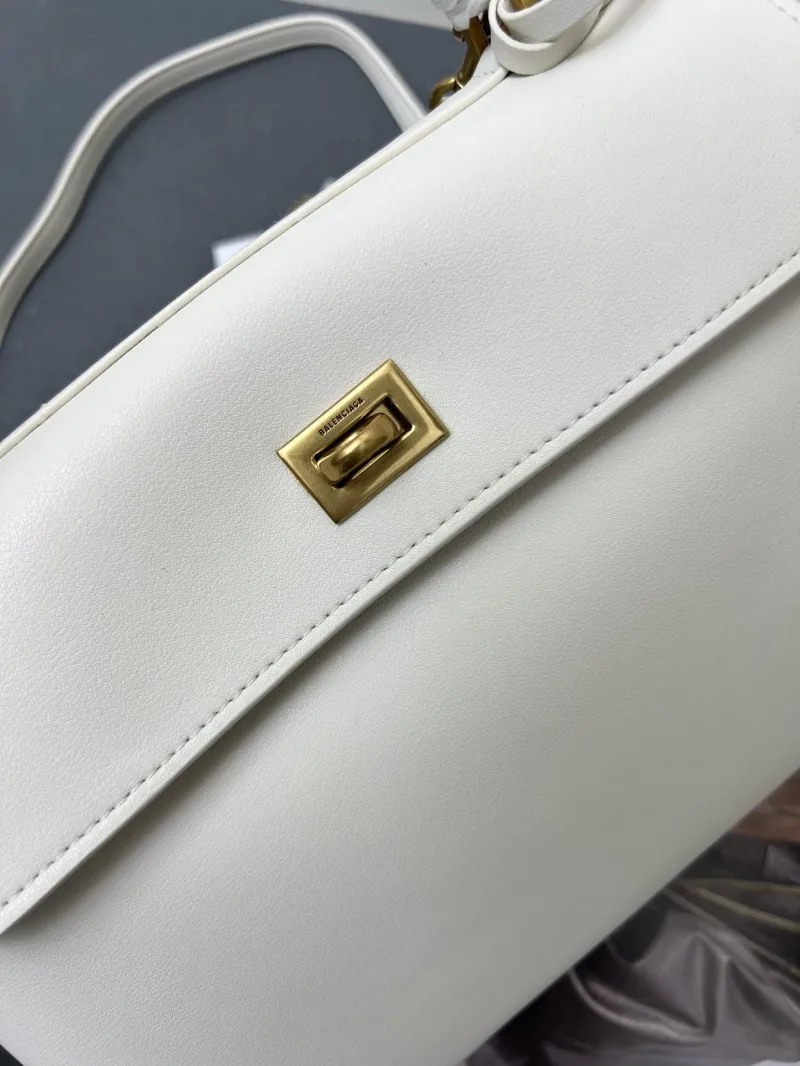 Balenciaga Rodeo White Top Handle Bag - Image 6