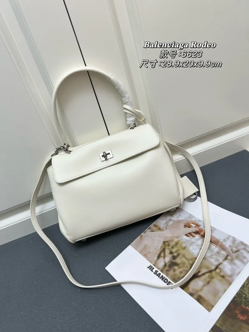 Balenciaga Rodeo White Leather Shoulder Handbag - Image 3