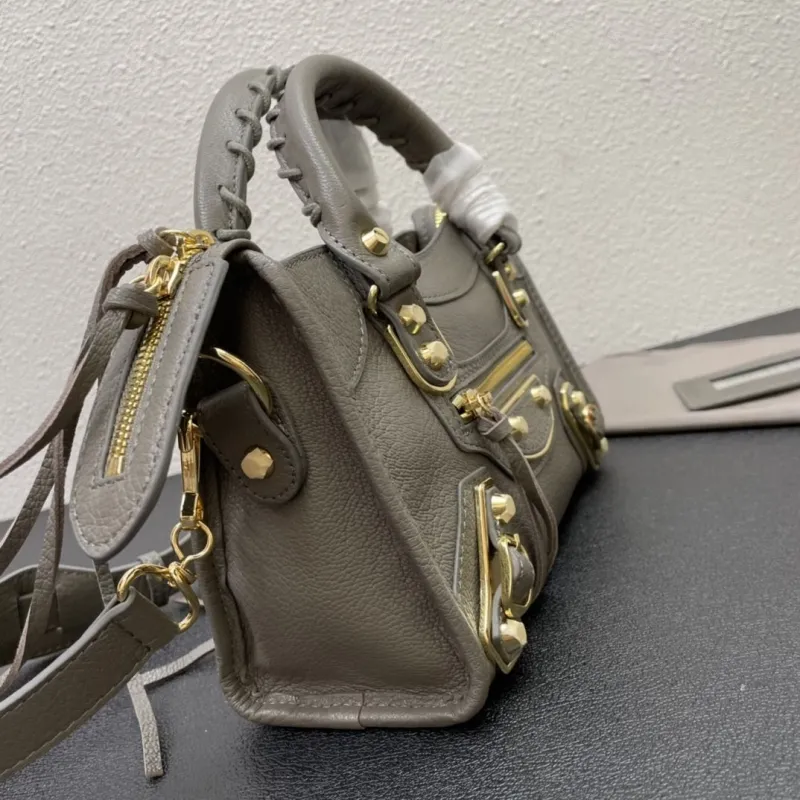 Balenciaga Small Gray Top Handle Bag 24cm - Image 4