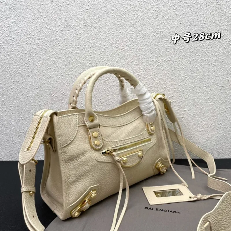 Balenciaga Medium Cream Top Handle Bag 28cm - Image 3