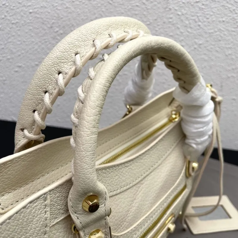 Balenciaga Medium Cream Top Handle Bag 28cm - Image 5
