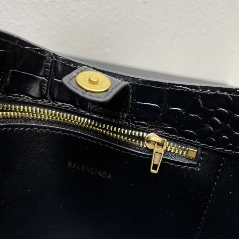 Balenciaga Black Crocodile Embossed Shoulder Bag 8087 23cm - Image 9