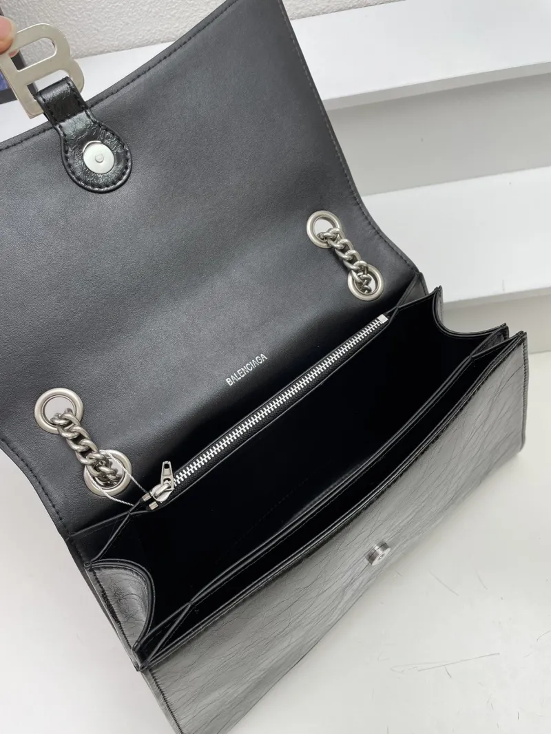 Balenciaga 8915 Black Chain Shoulder Bag - Image 8
