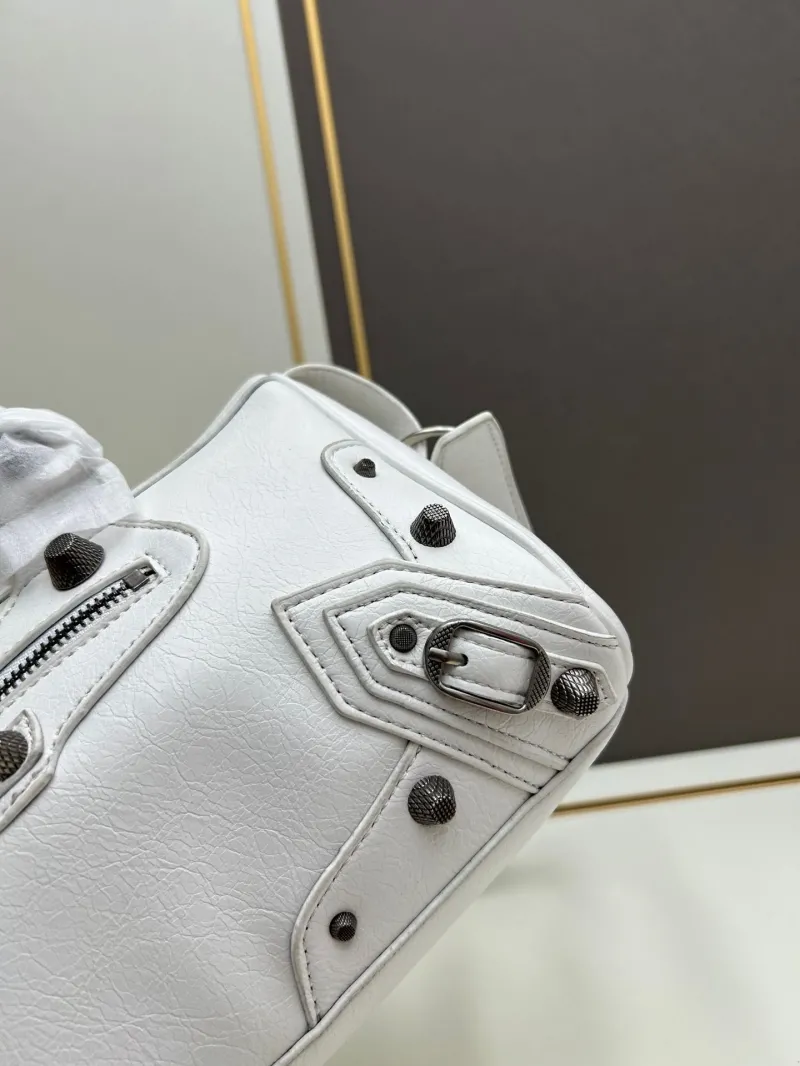 Balenciaga White Leather Top Handle Bag - Image 7