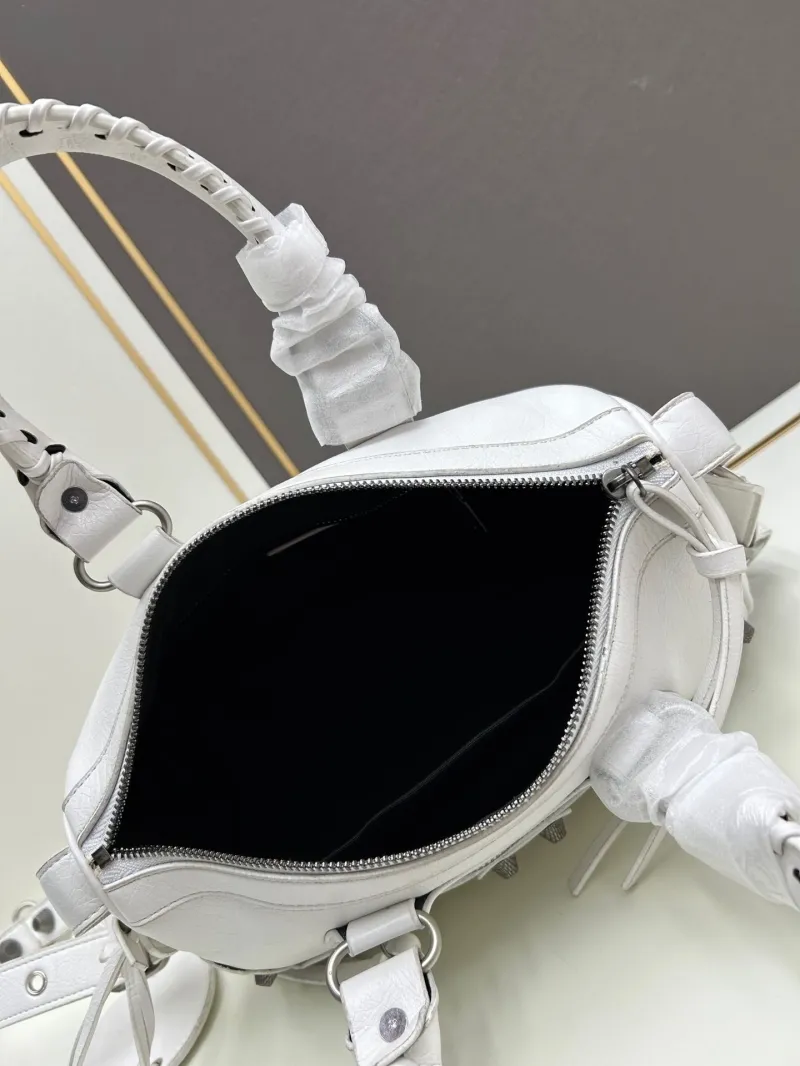 Balenciaga White Leather Top Handle Bag - Image 8