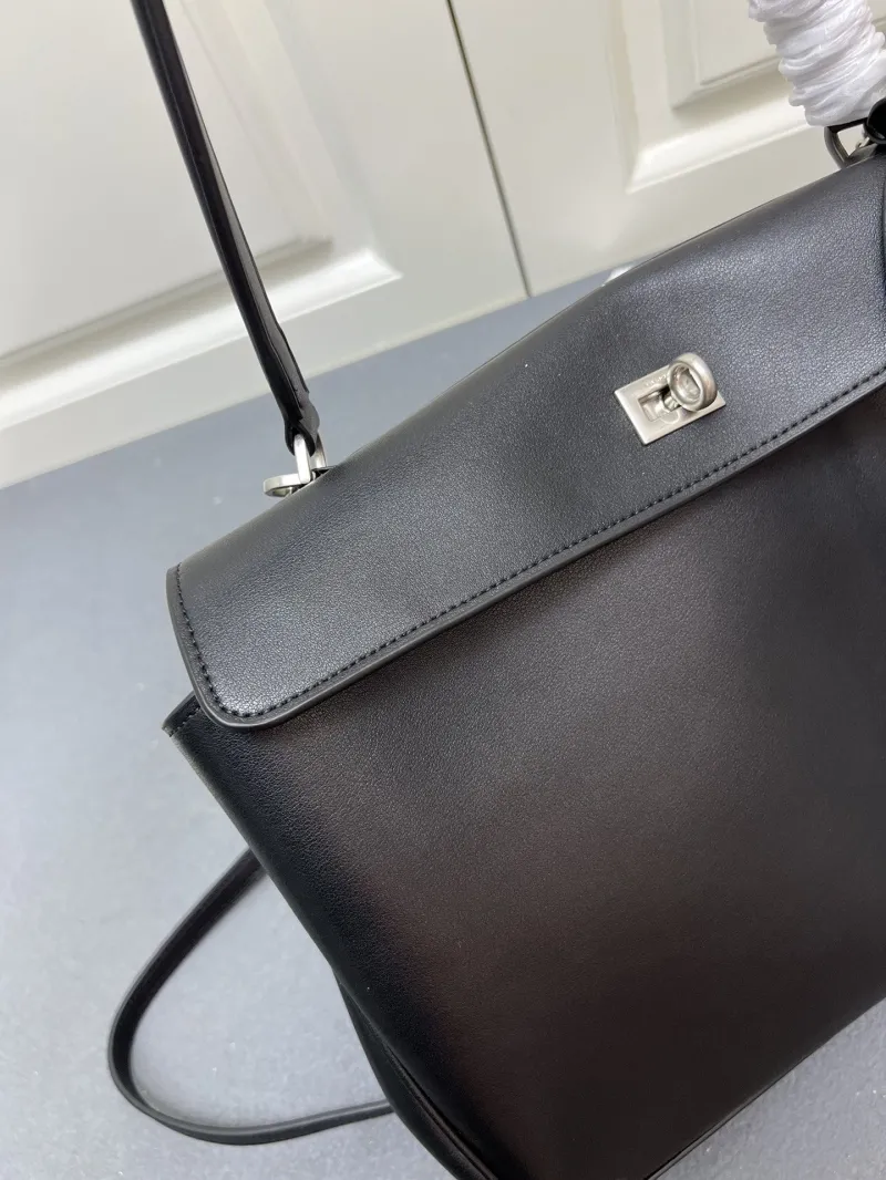 Balenciaga Rodeo Black Leather Handbag - Image 6