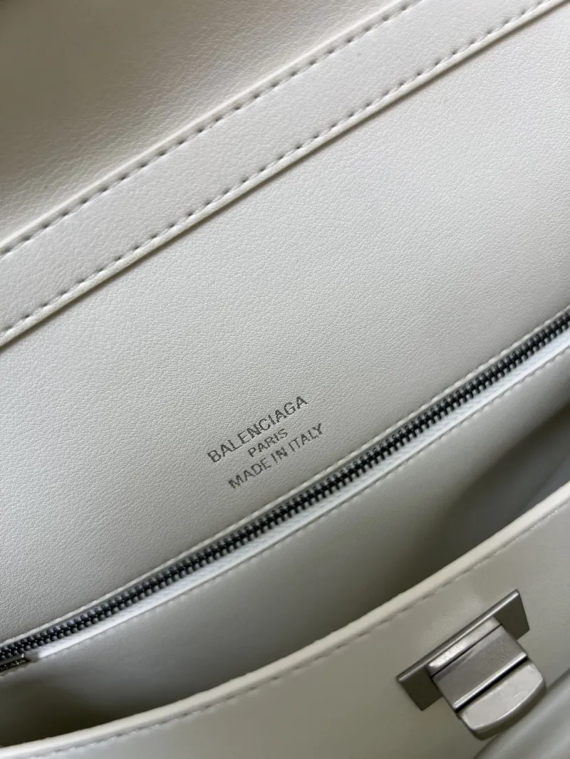 Balenciaga Rodeo White Top Handle Bag - Image 9