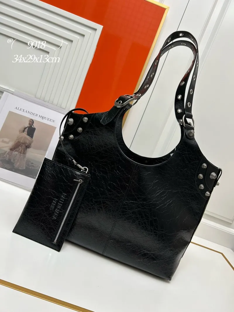 Alternative view of Balenciaga Shopping Bags-1