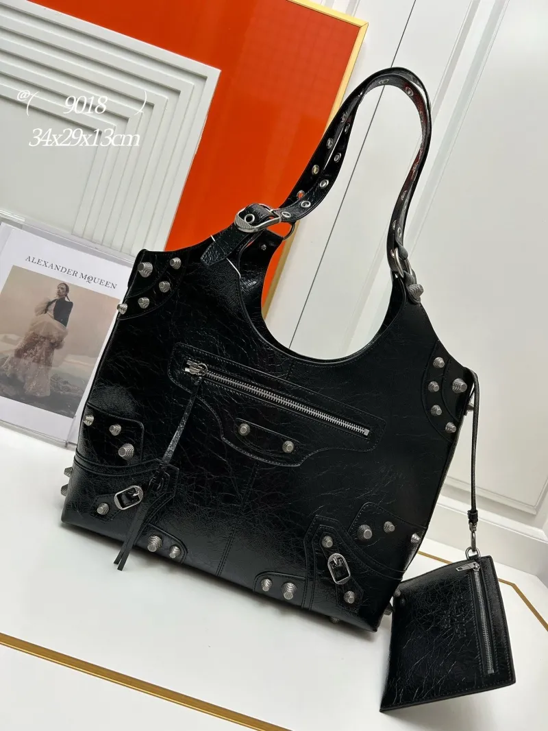 Balenciaga Shopping Bags-2