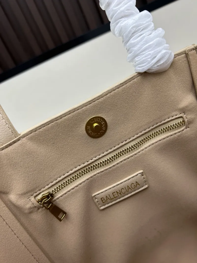 Balenciaga Beige Tote Bag 6002 - Image 8