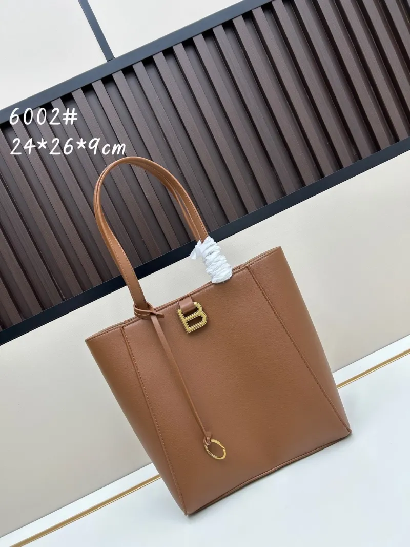 Balenciaga Shopping Bags-9