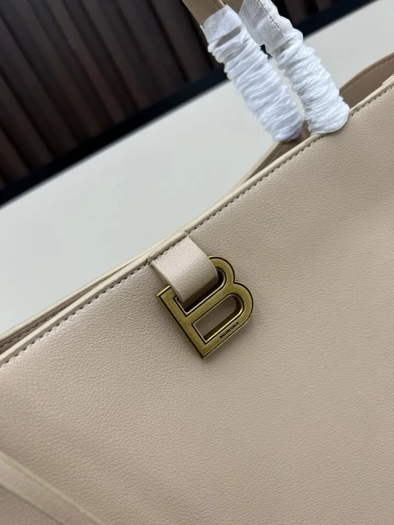 Balenciaga Beige Tote Bag 6002 - Image 4