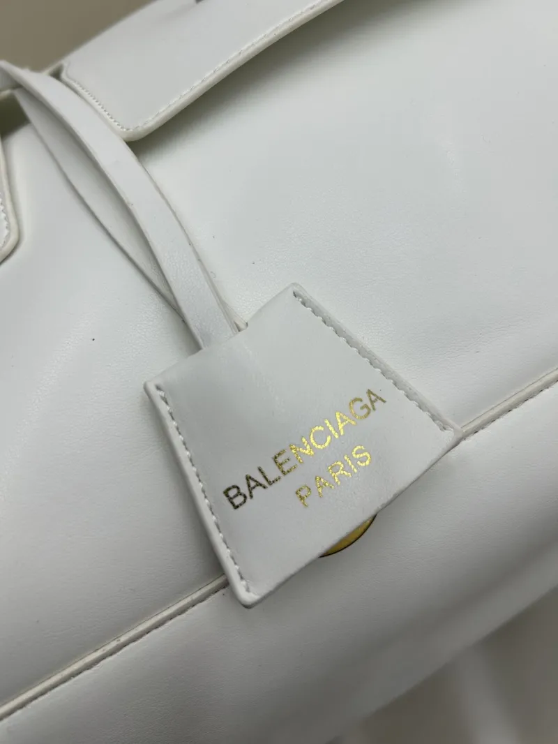 Balenciaga White Leather Tote Bag 8050 - Image 8
