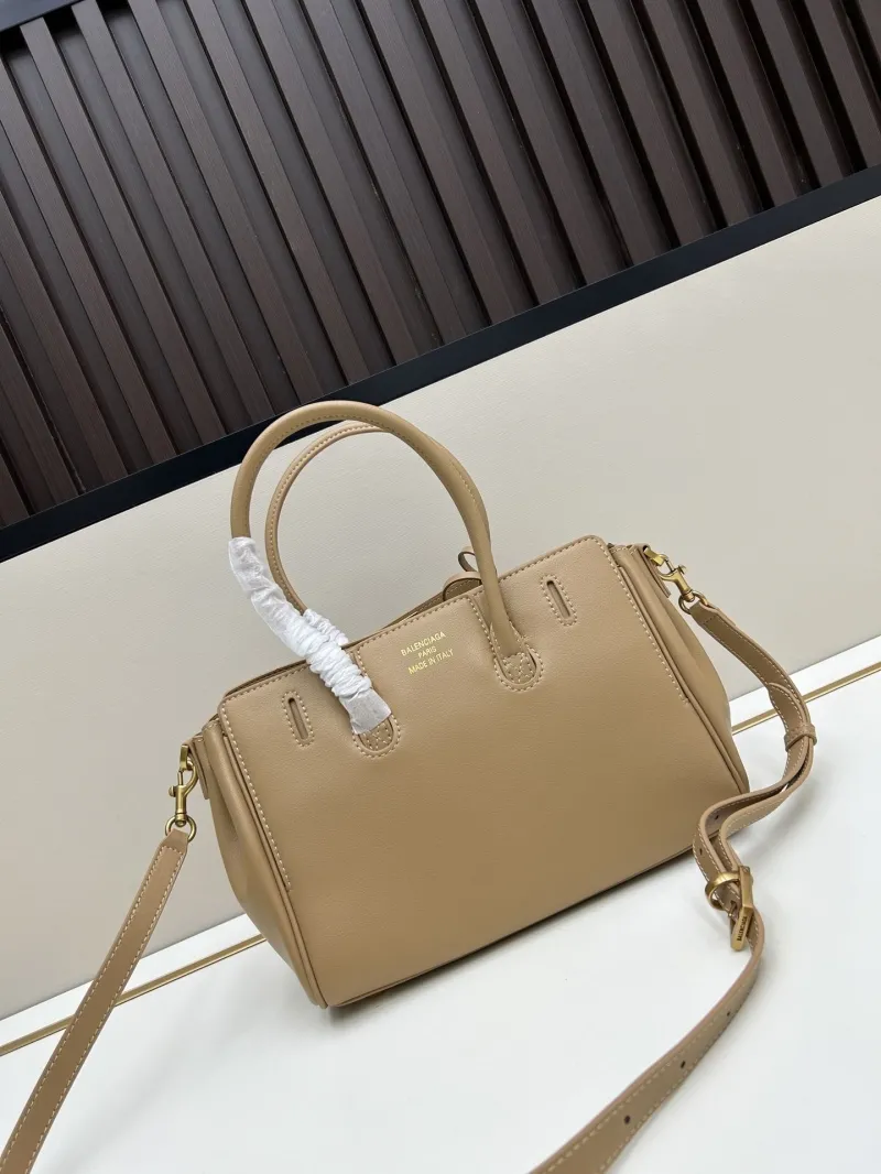 Balenciaga Beige Leather Handbag 804816 - Image 3