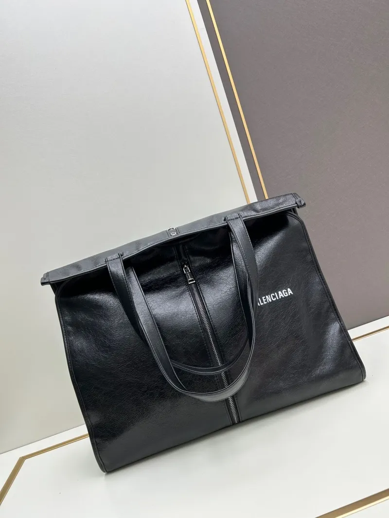 Alternative view of Balenciaga Black Leather Tote Bag 58915 43-40cm