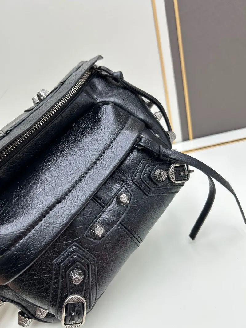 Balenciaga 6836 Black Waist Chest Bag - Image 5