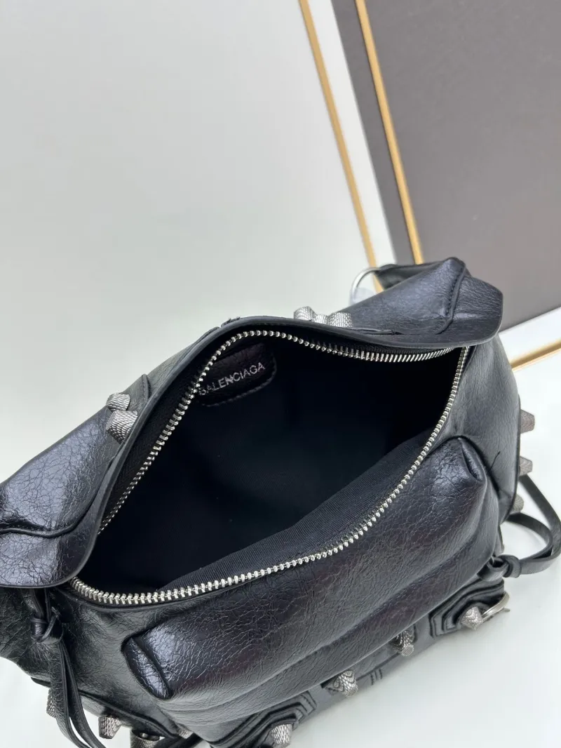 Balenciaga 6836 Black Waist Chest Bag - Image 7