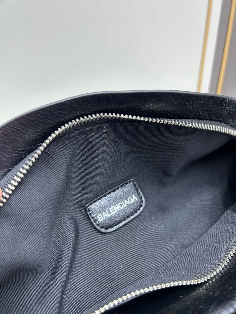 Balenciaga 6836 Black Waist Chest Bag - Image 8