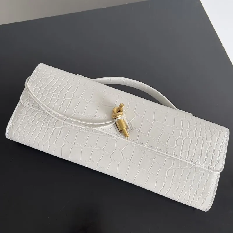 BV Clutch-2 - Image 5