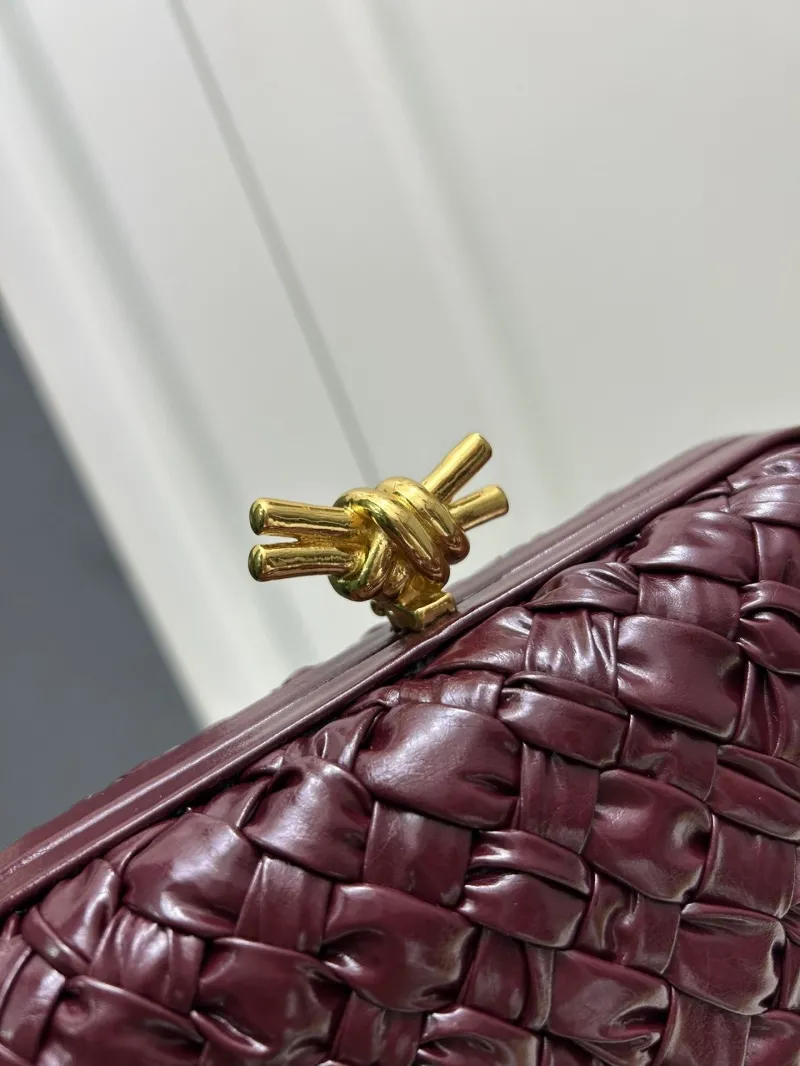 Bottega Veneta Burgundy Woven Clutch Bag S0899 - Image 5
