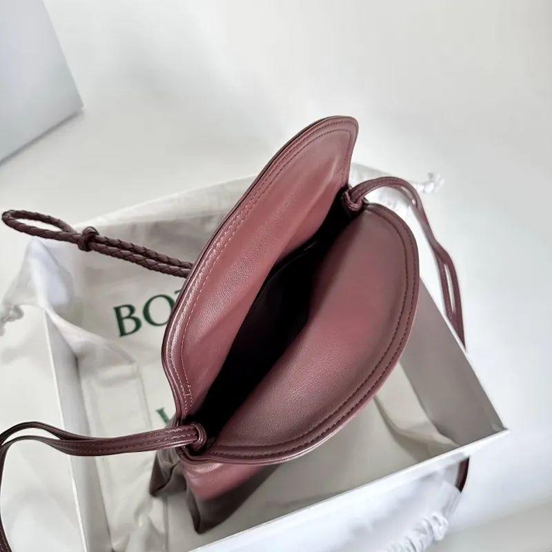 BV Clutch-17 - Image 4