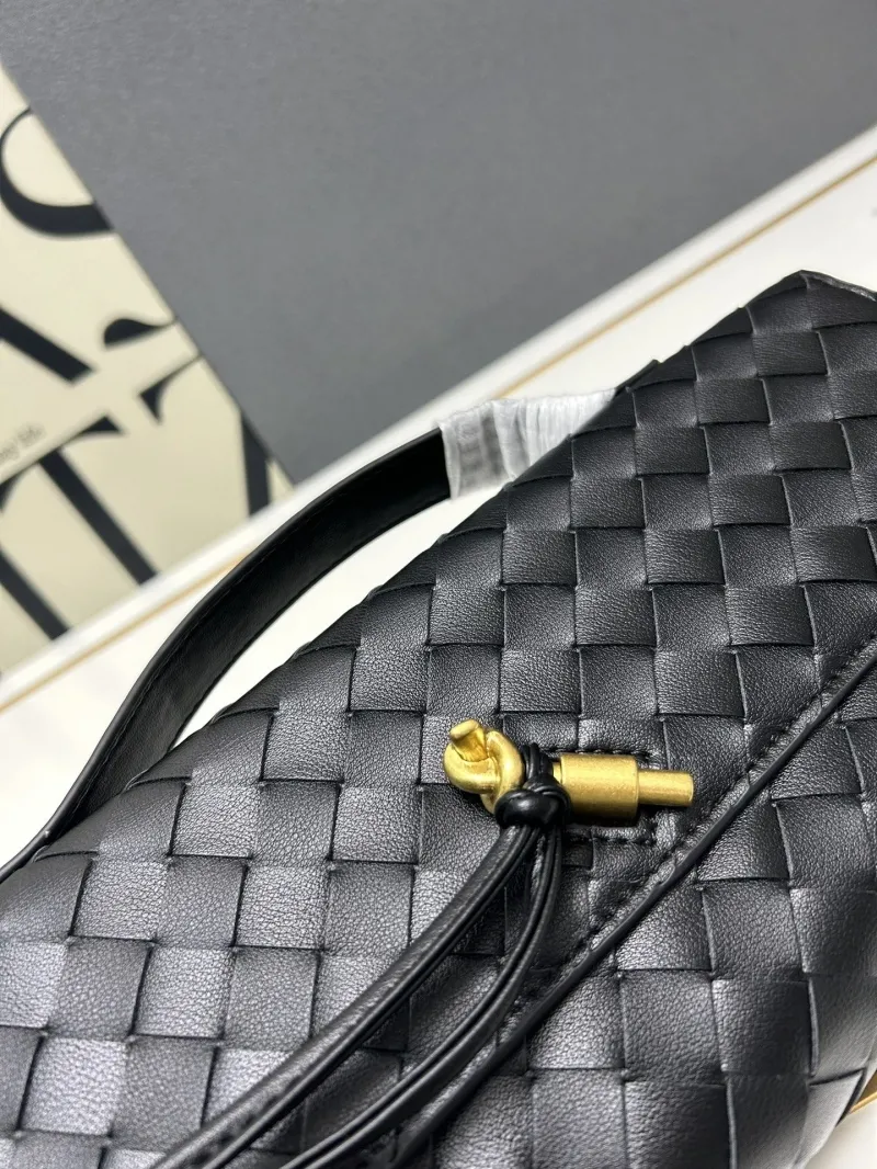 BV Black Woven Long Clutch Bag S06335-1 - Image 5