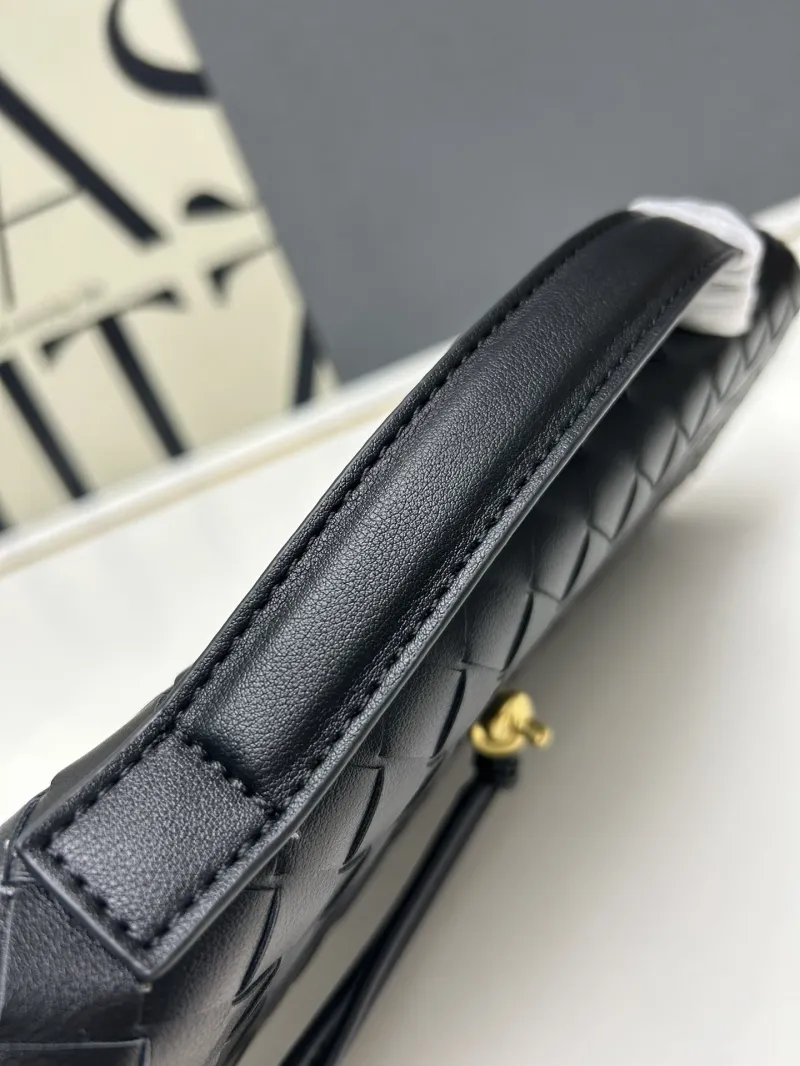 BV Black Woven Long Clutch Bag S06335-1 - Image 6