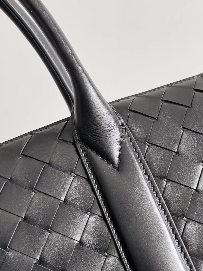 BV Briefcases-1 - Image 4